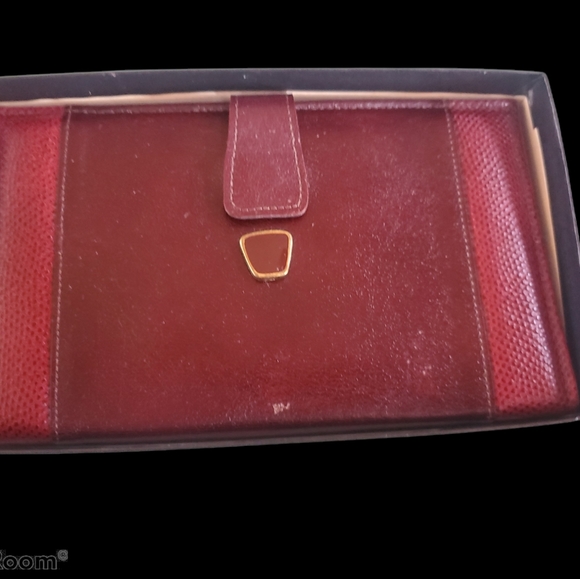 Vintage Princess Gardner Wallet - Picture 2 of 9